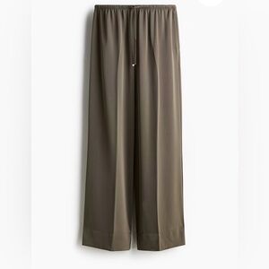 H&M Taupe Silky Wide Leg Cropped Drawstring Pants Culottes Size M
